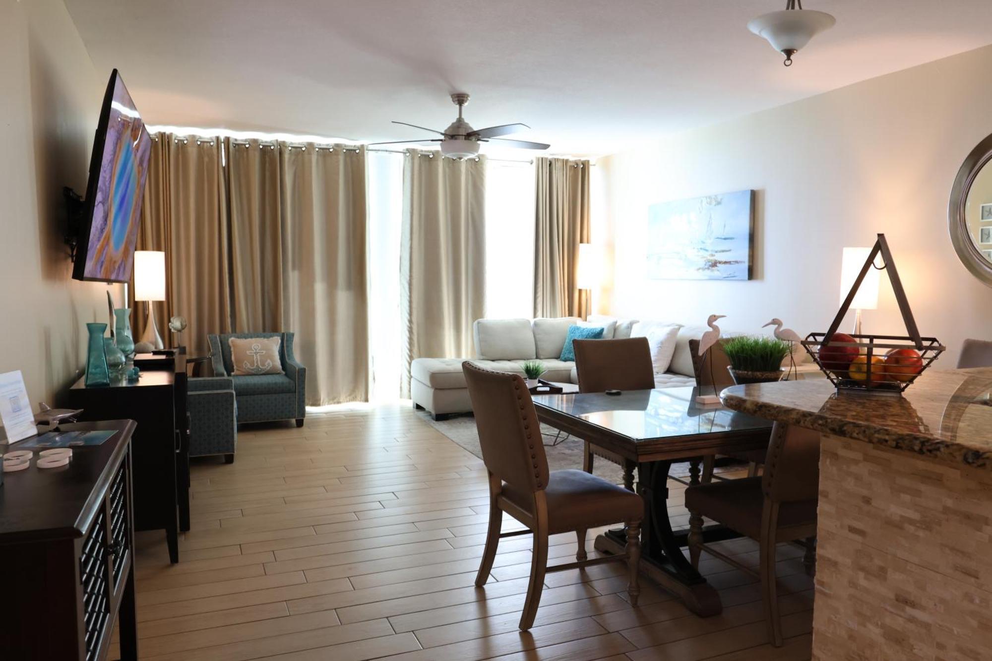 Aqua 1504 Beachfront Condo With Free Beach Chairs Panama City Beach Eksteriør bilde